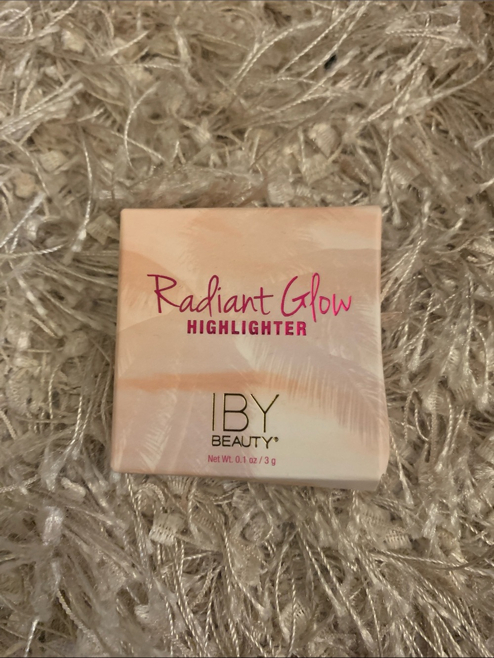Radiant Glow Highlighter 24K Magic